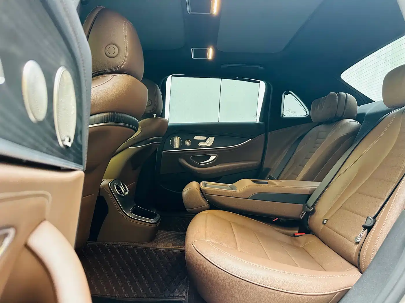 Mercedes-Benz E-Class 2021 Facelift E 300 L Sport Luxury фото 8