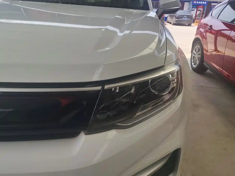 Changan CS35 PLUS 2019 2019 1.4T DCT Smooth Connect Blue Whale Edition