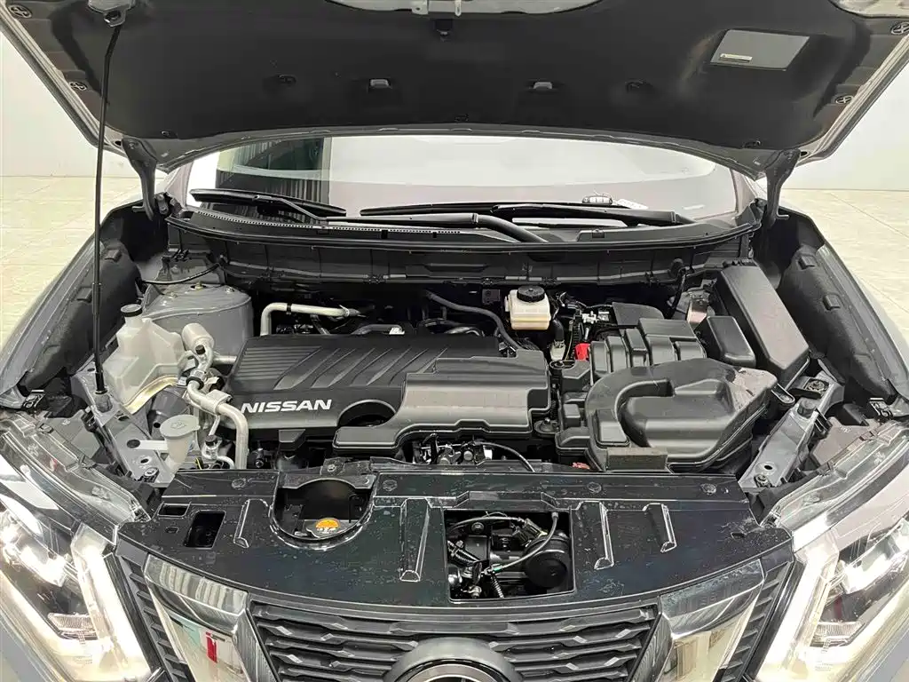NISSAN QIJUN
