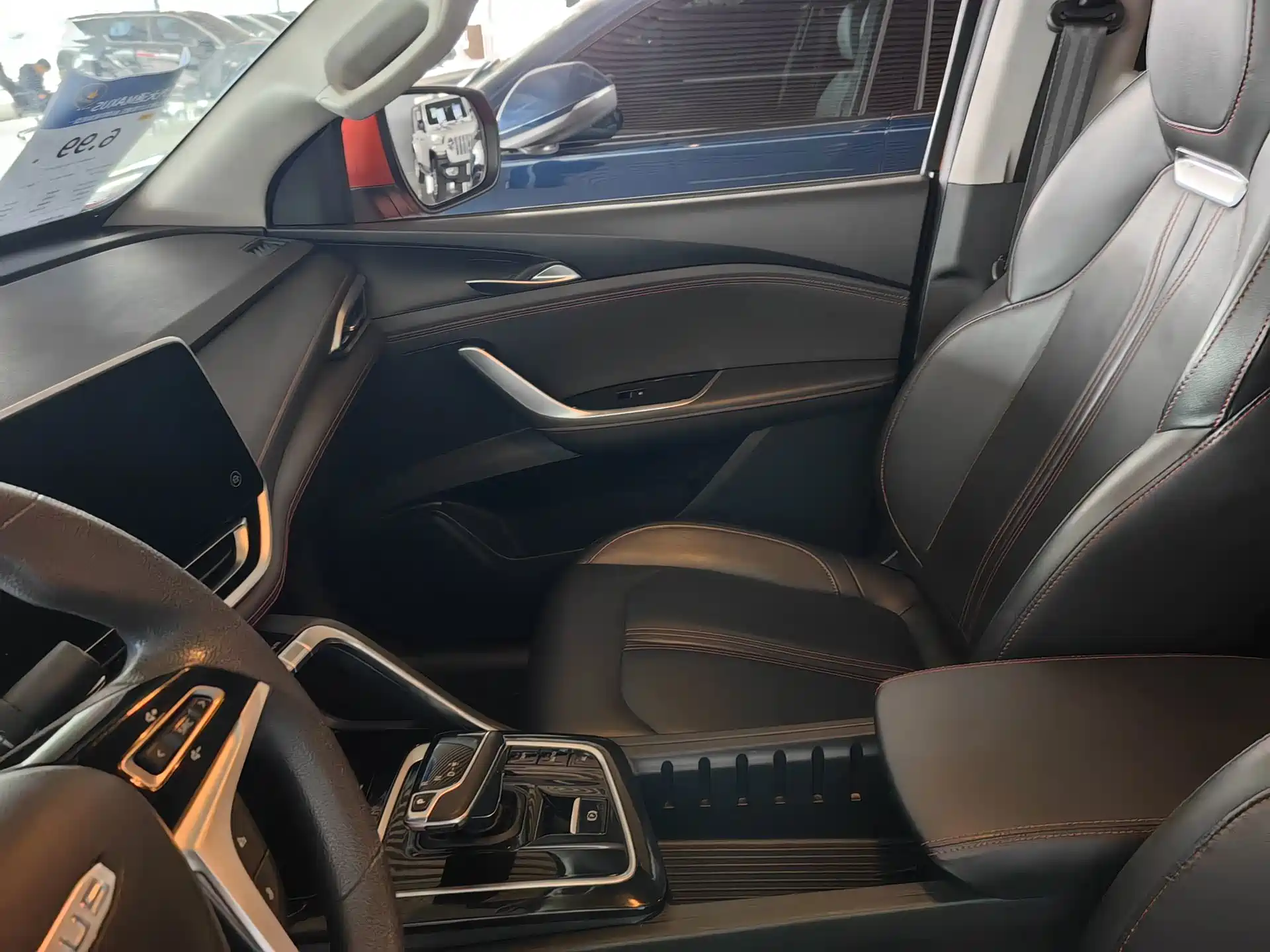 Фото 6 - Maxus T90