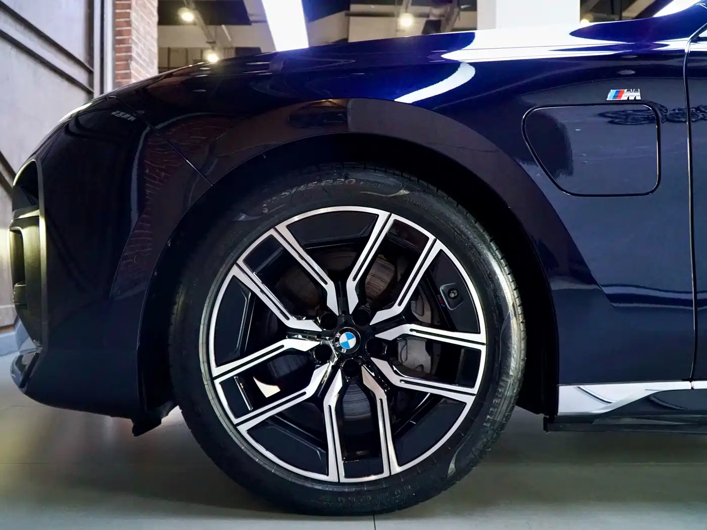 BMW i7 2023 2023 eDrive50L Leading M Sport Package