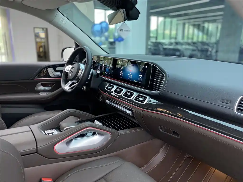 Mercedes-Benz GLS 2023 Facelift GLS 450 4MATIC Fashion фото 9