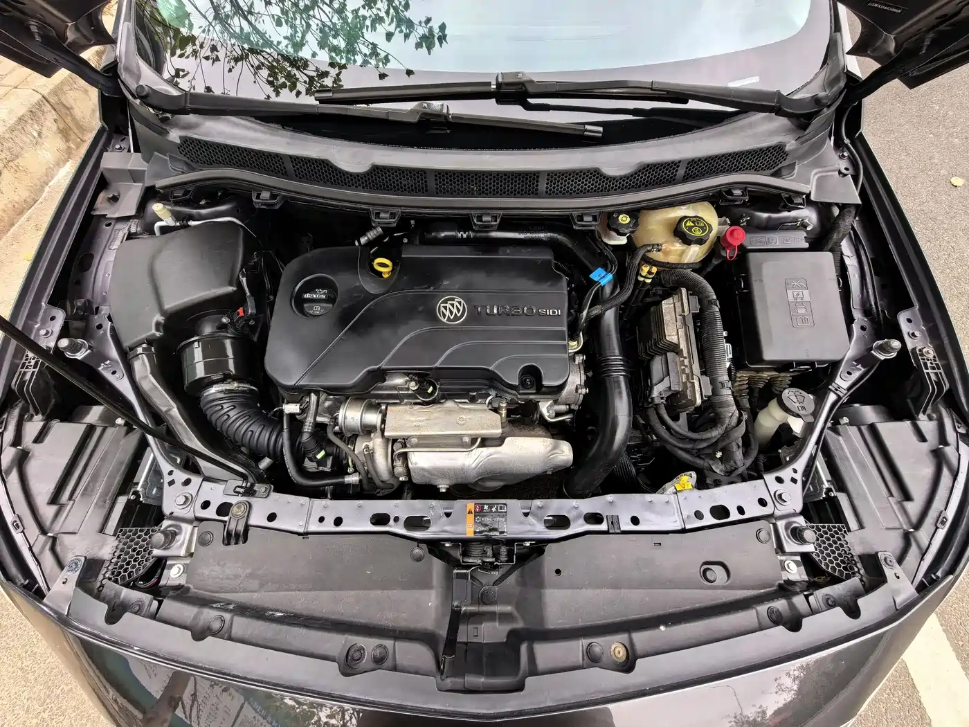 Buick Verano 2015 Sedan 20T Dual-clutch Leading фото 16