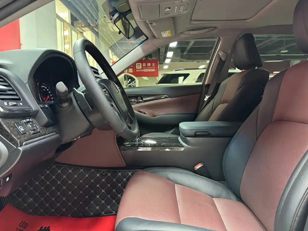 Toyota Crown 2019 2018 2.0T Sport Edition