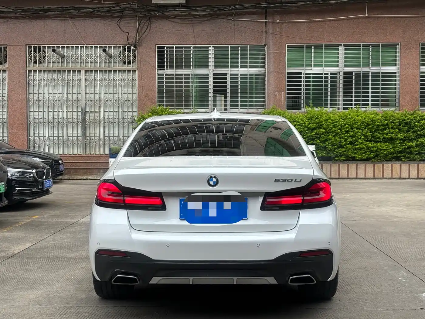 BMW 5 Series 2021 530Li Leading M Sport Package фото 5