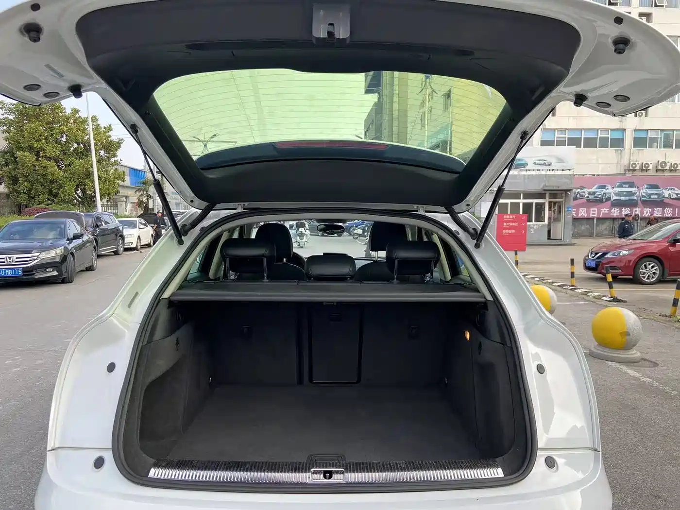 Audi Q3 2015 35 TFSI quattro Technology фото 8