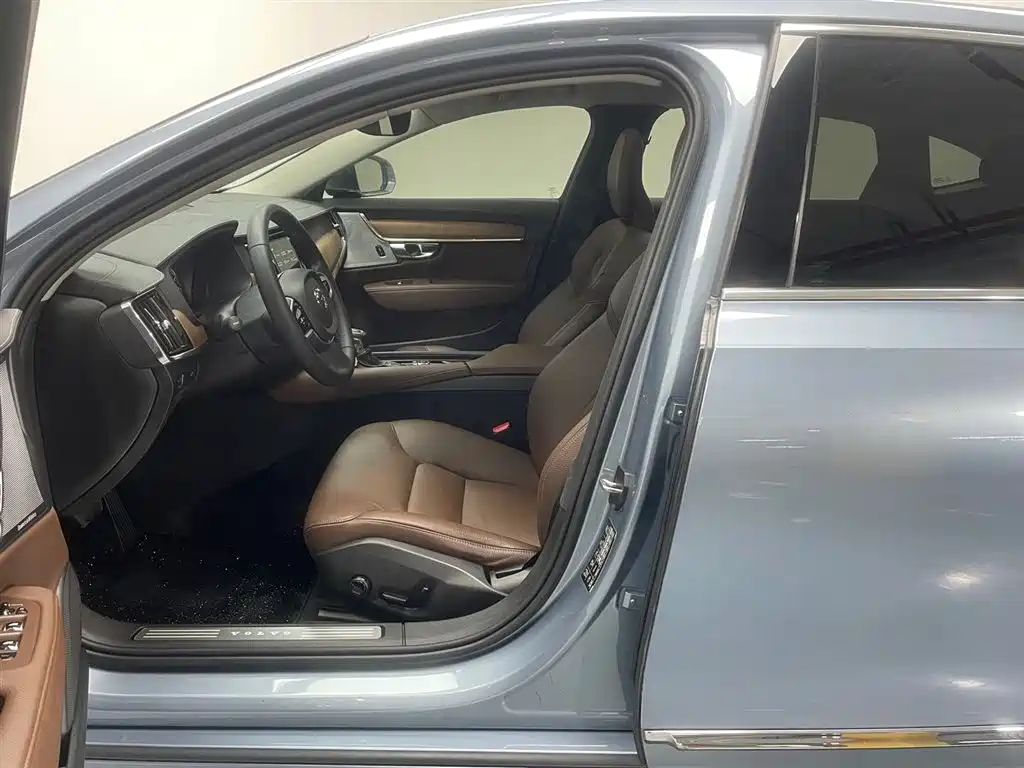 Volvo S90 2019 T5 R-Design фото 15