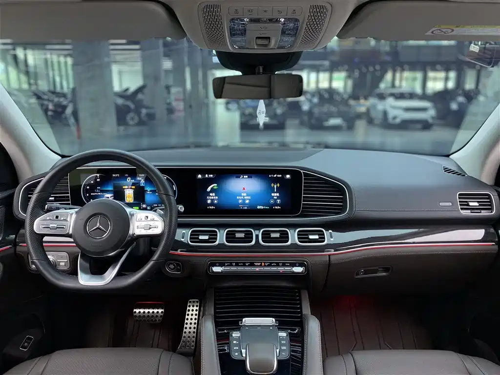 Mercedes-Benz GLS 2023 Facelift GLS 450 4MATIC Fashion фото 12