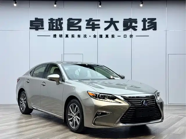 LEXUS ES