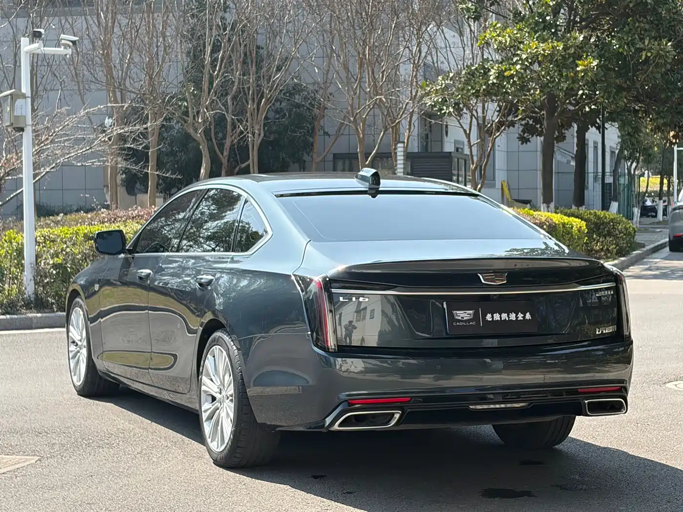 CADILLAC CT6