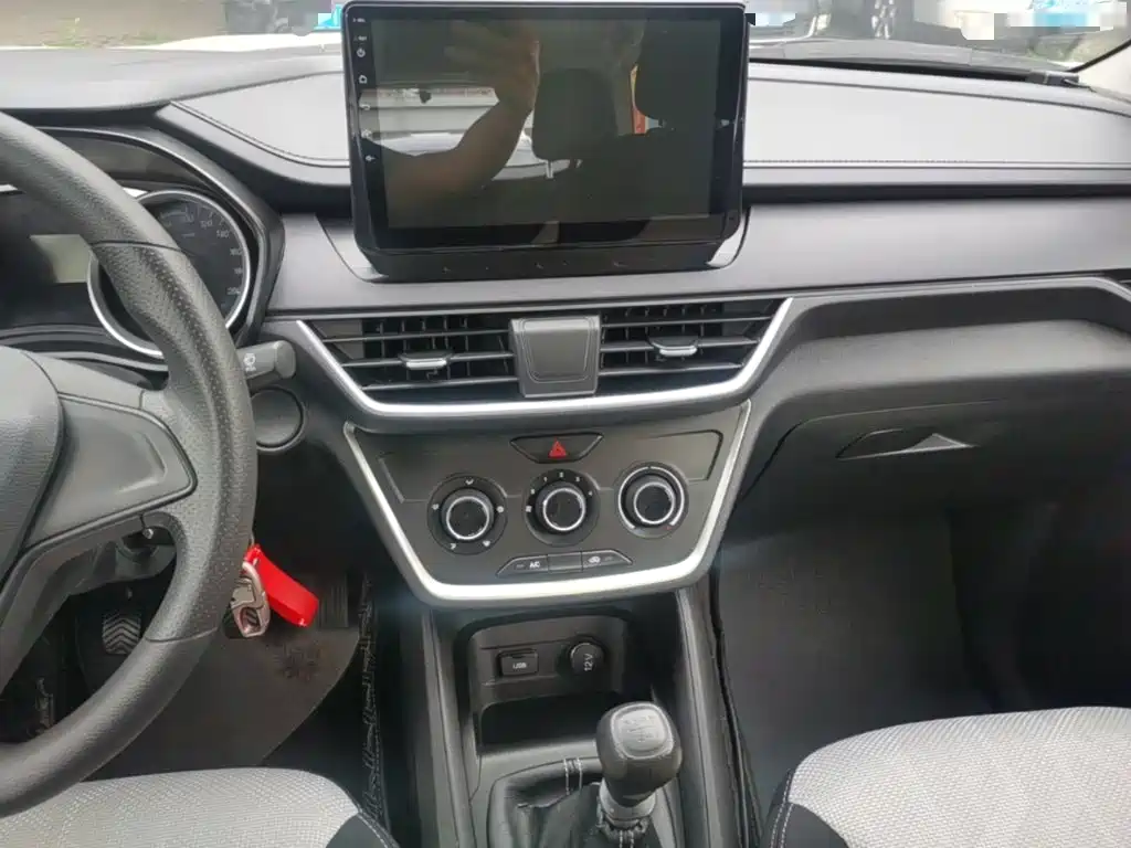 Wuling Motors Wuling Hongguang S3 2021 2019 1.5L Manual Standard Model China VI