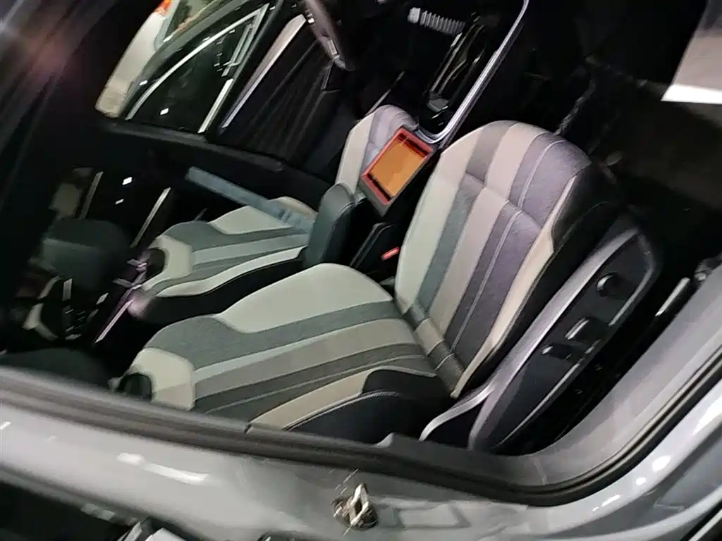 Volkswagen ID.4 CROZZ 2022 Model Year Pure Enjoyment Limited Edition фото 25