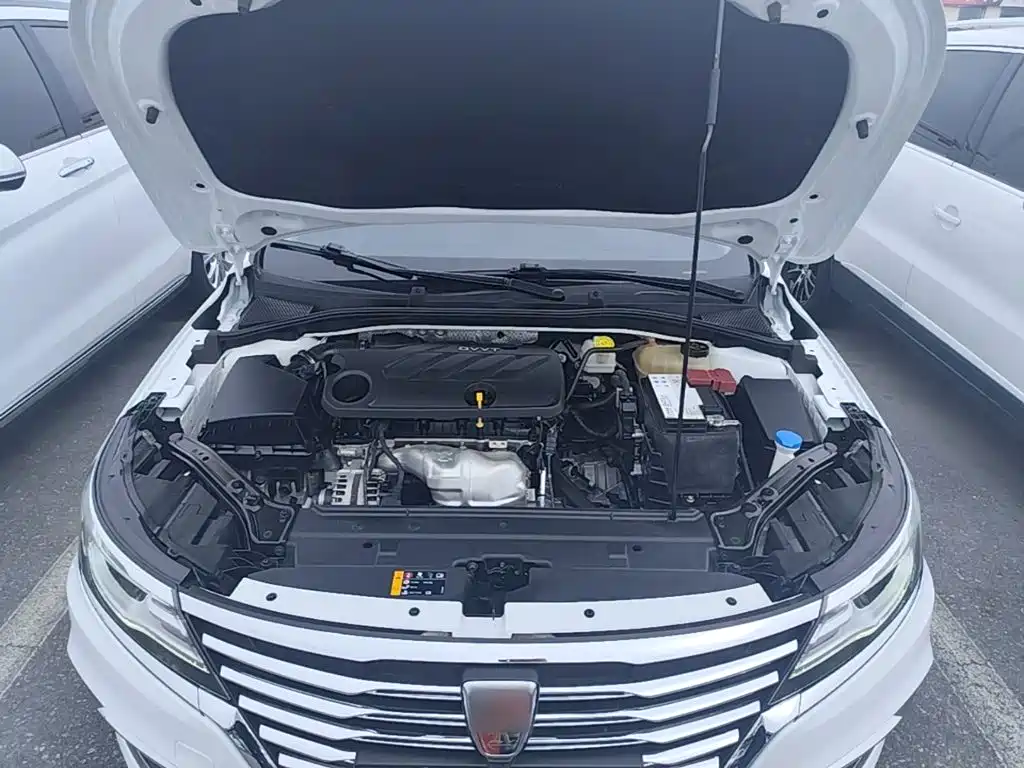 Roewe i6 2022 2020 PLUS 1.6L CVT 4G Connected Glory Flagship Edition