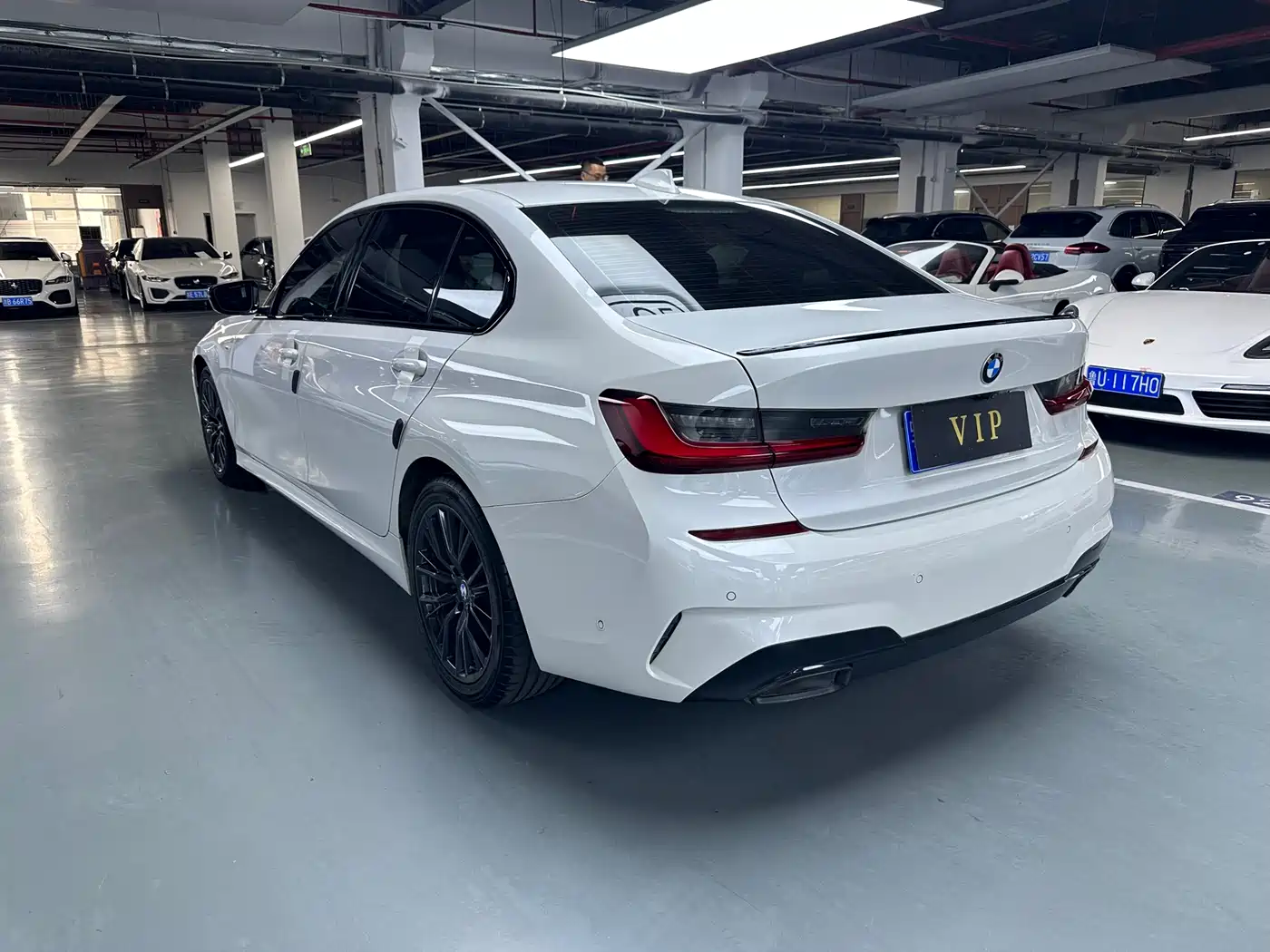 BMW 3-SERIES