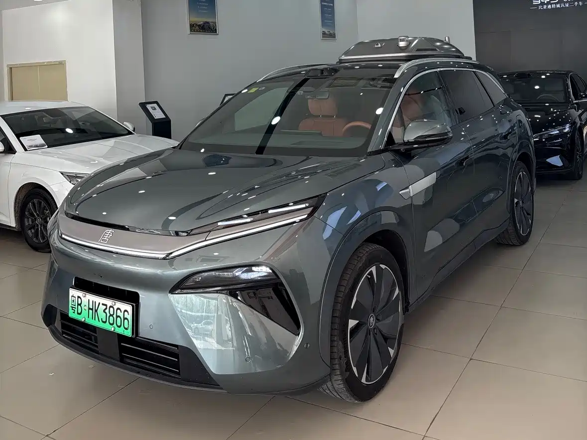 BYD Tang L 2025 DM 175KM Drone Player Edition