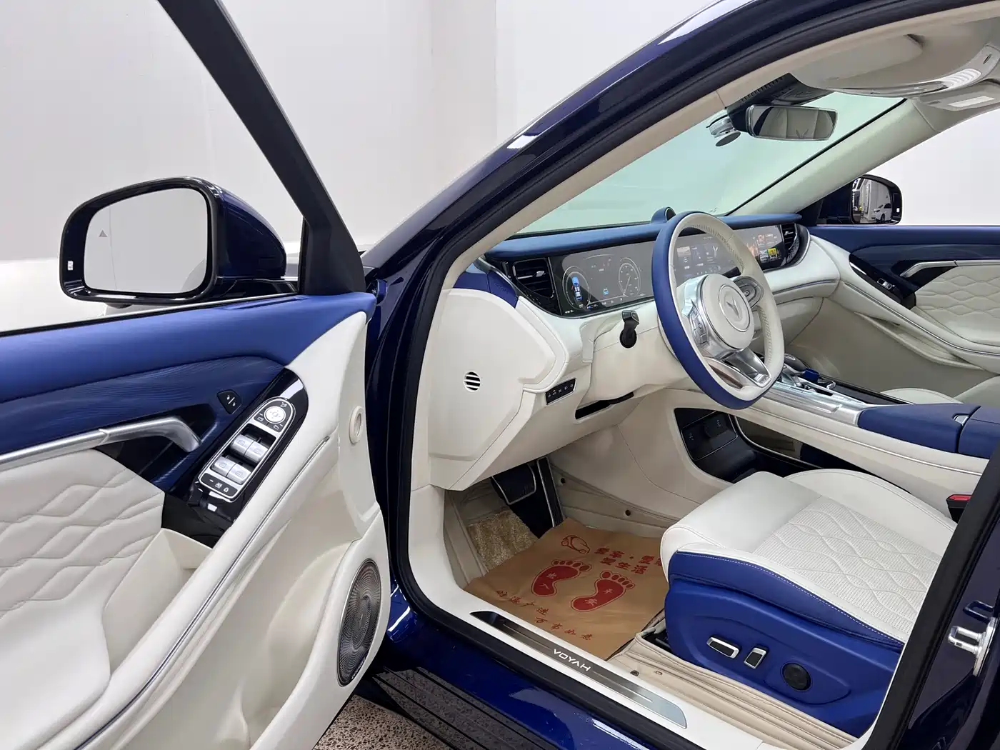 Voyah Auto VOYAH FREE 2021 AWD Standard Range Extender Exclusive Luxury Package фото 13