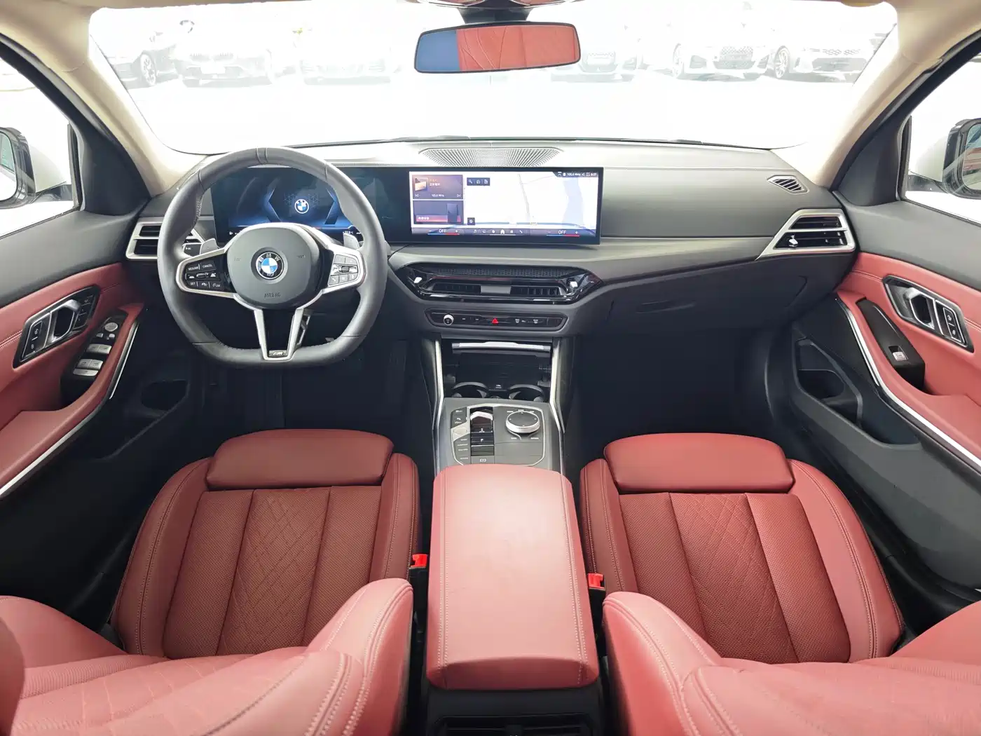 BMW 3 Series 2025 325i M Sport Package фото 8