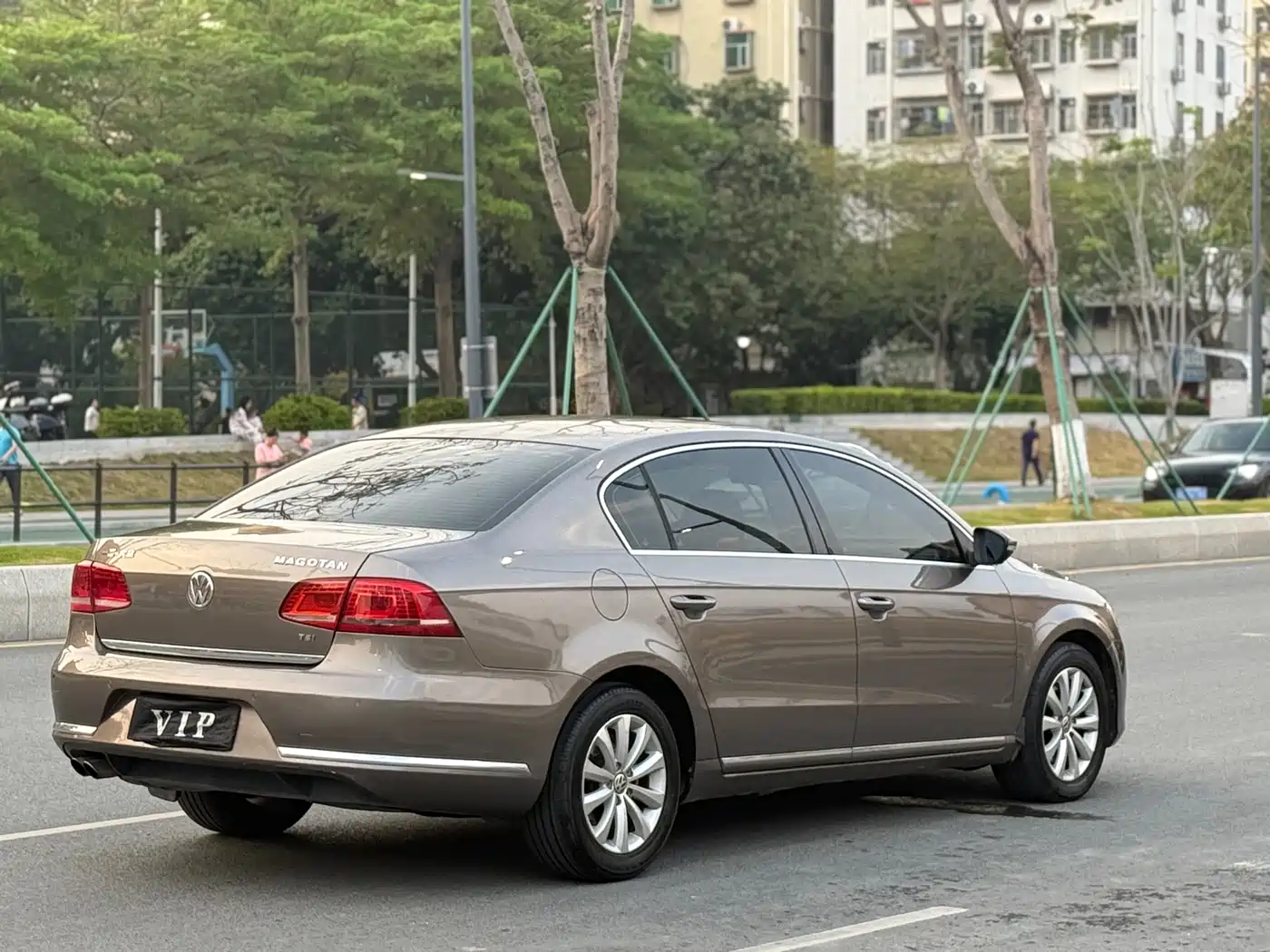 Volkswagen Magotan 2015 1.8TSI Luxury фото 8