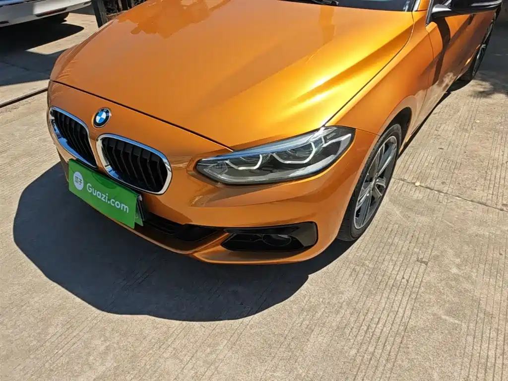 BMW 1 Series 2017 118i Sport фото 24
