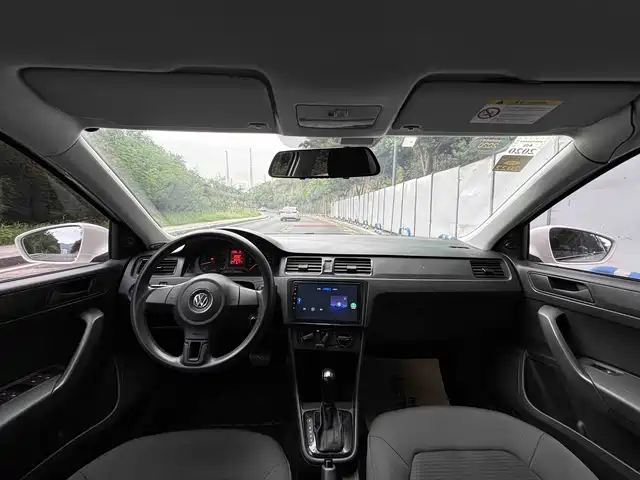 Volkswagen Santana 2015 1.6L Automatic Trend Edition — фото 5