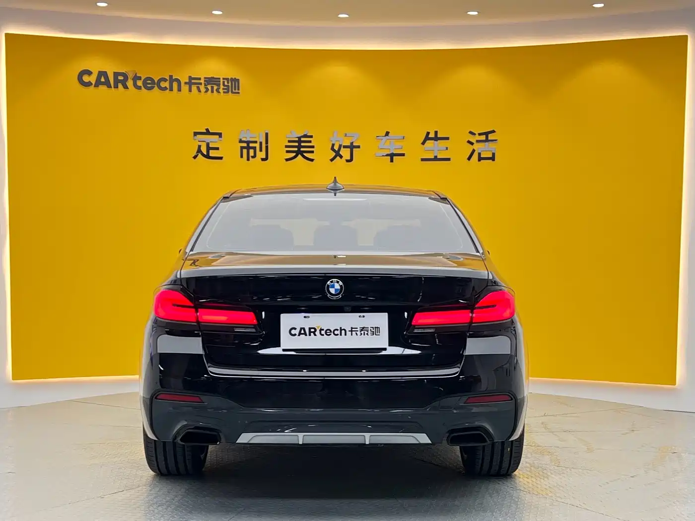 BMW 5 Series 2023 Facelift 530Li Leading M Sport Package фото 31