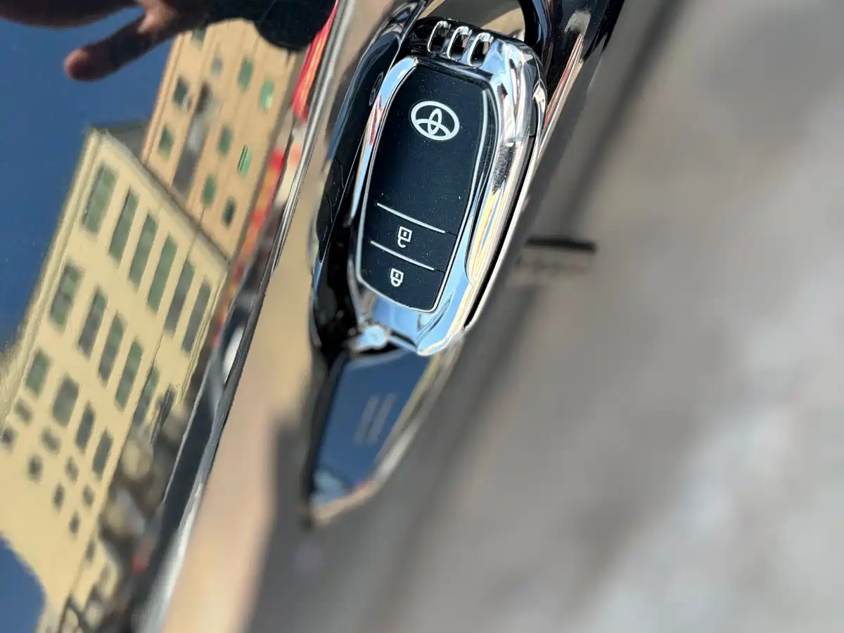 Toyota Highlander 2015 2.0T AWD Luxury Edition 7-seater фото 20