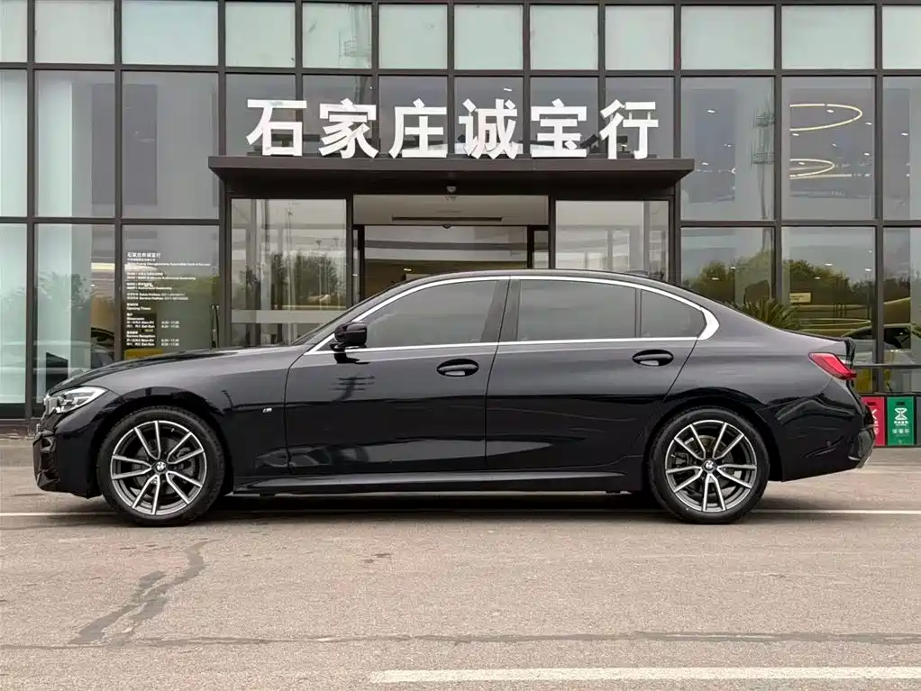 BMW 3 Series 2022 325Li M Sport Package фото 11