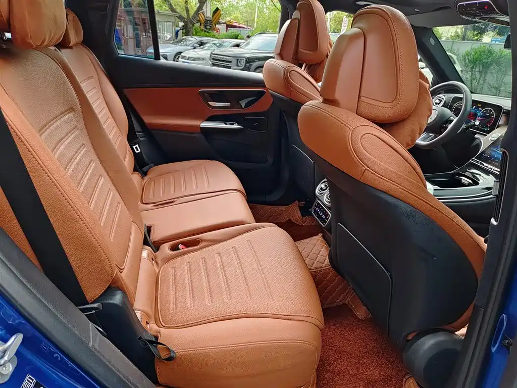 Mercedes-Benz GLC 2024 GLC 300 L 4MATIC Dynamic 7-seater фото 11