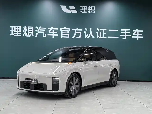 Li Auto Li i8 2025 Standard Edition