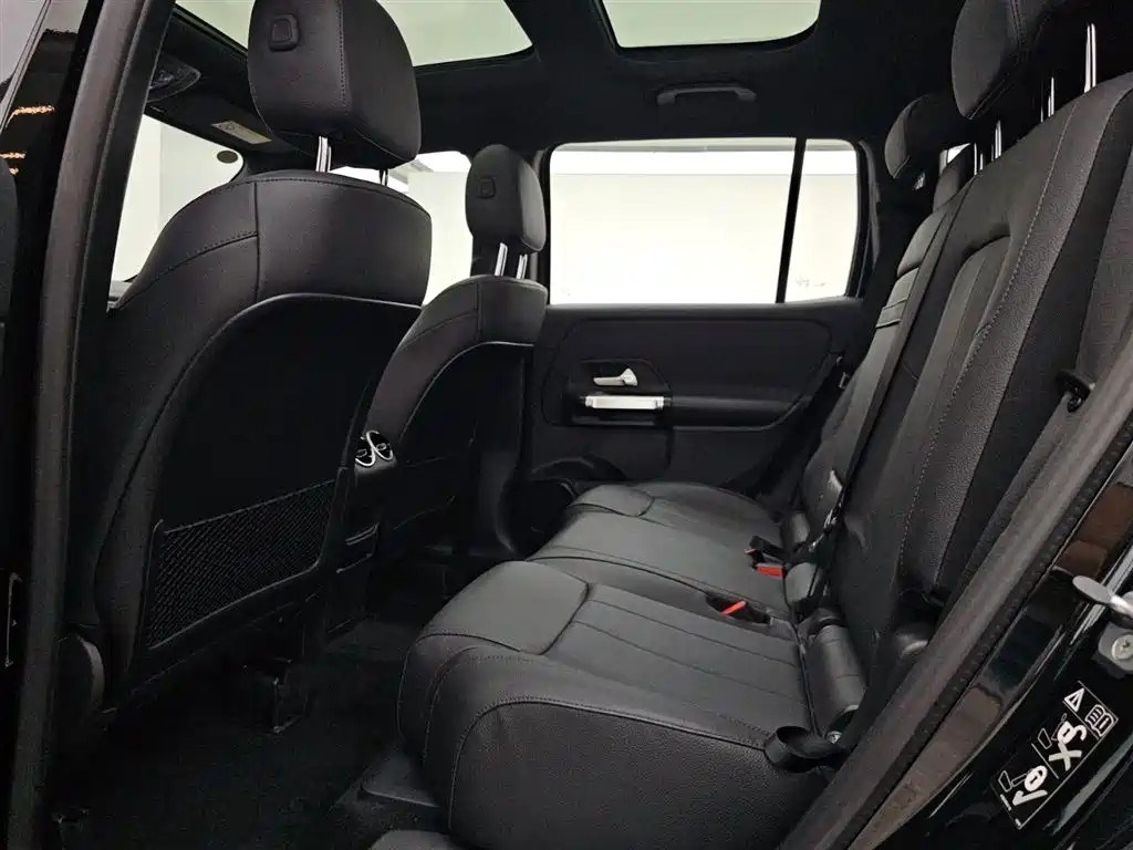 Mercedes-Benz GLB 2024 Facelift GLB 200 Dynamic фото 13