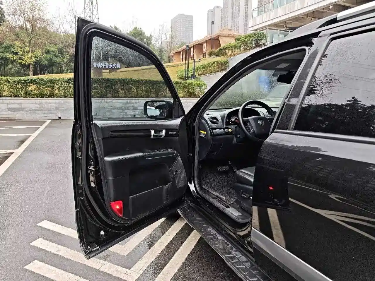 Kia Borego 2013 3.8L Luxury Edition China V фото 17