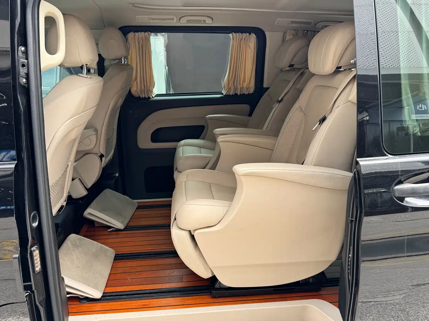 Mercedes-Benz Vito 2018 2.0T Business Edition China VI фото 6