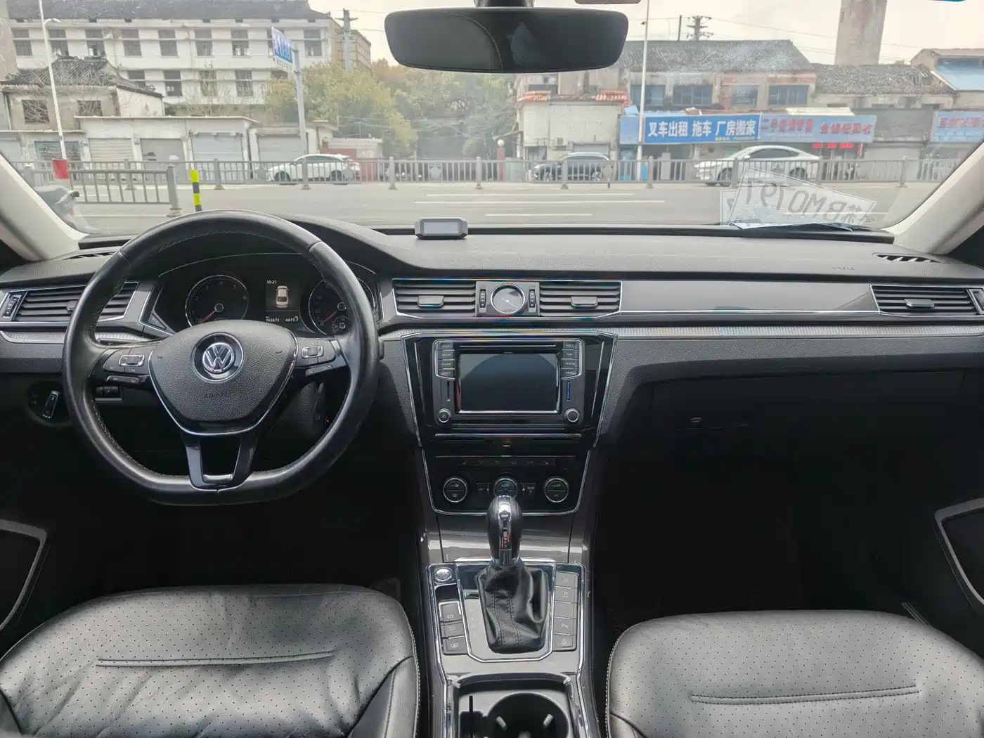 Volkswagen Passat 2016 330TSI DSG Executive Edition фото 8