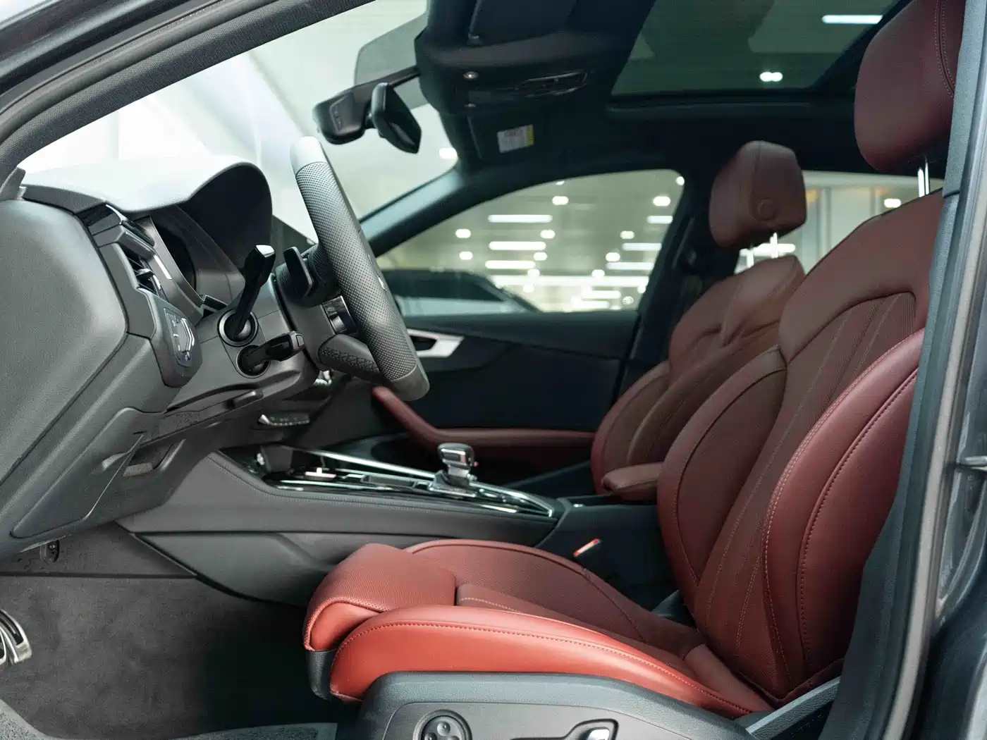 Audi A4L 2025 2024 40 TFSI Luxury Dynamic