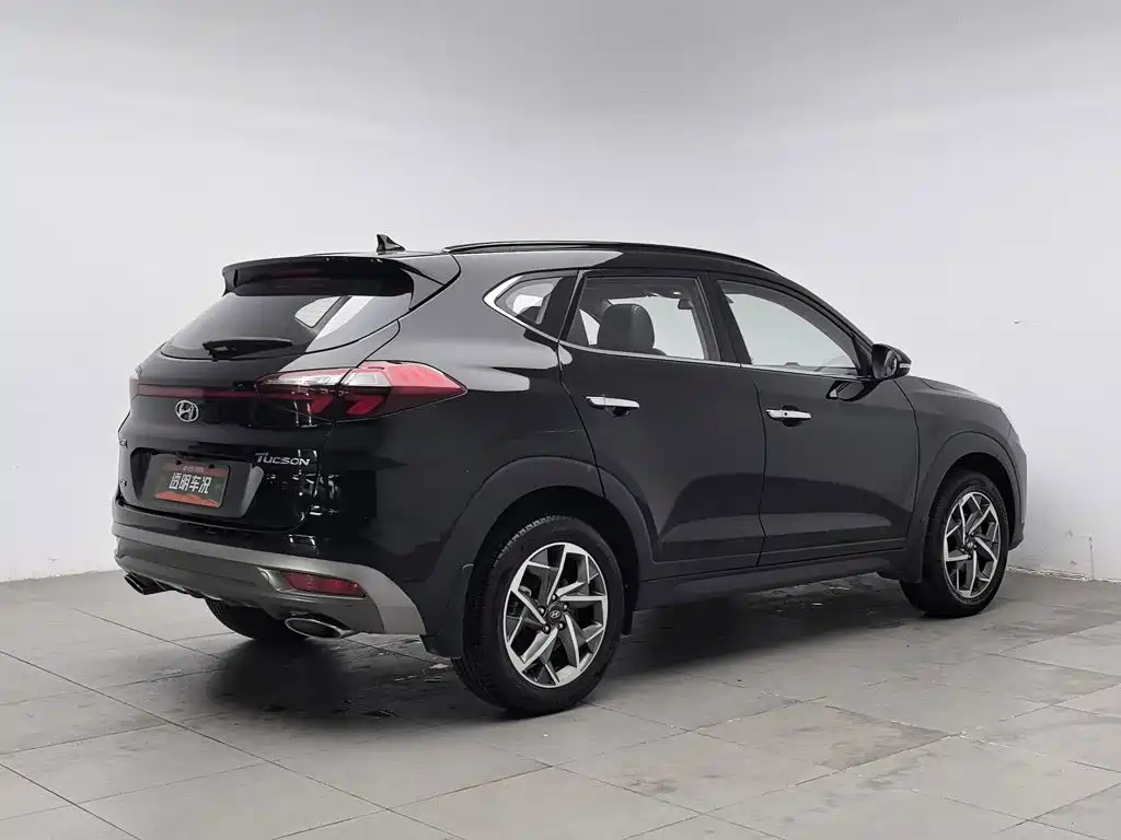 صورة 2 - Hyundai Tucson