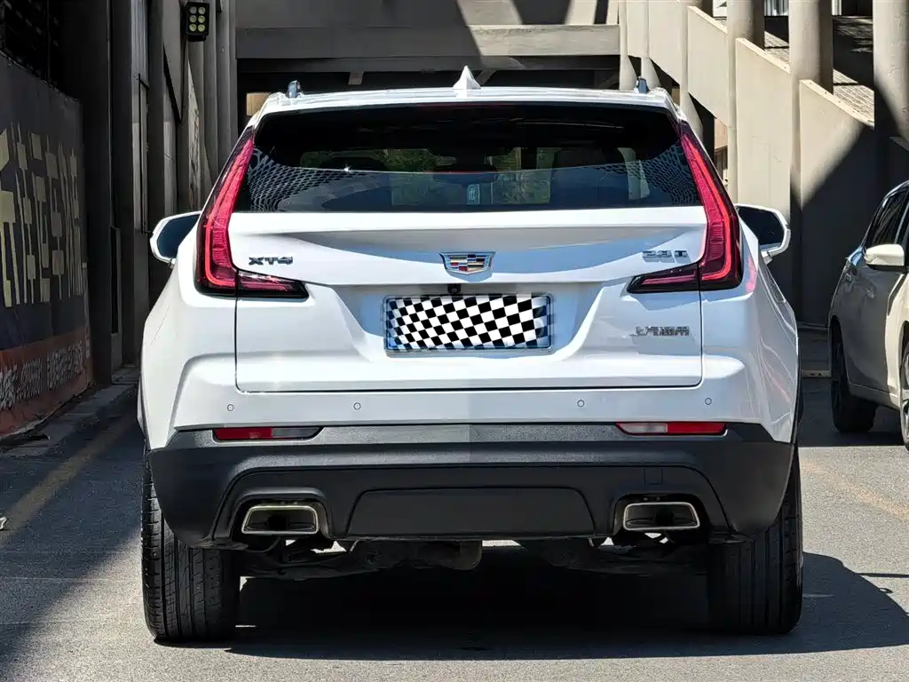 Cadillac XT4 2022 28T FWD Style фото 4
