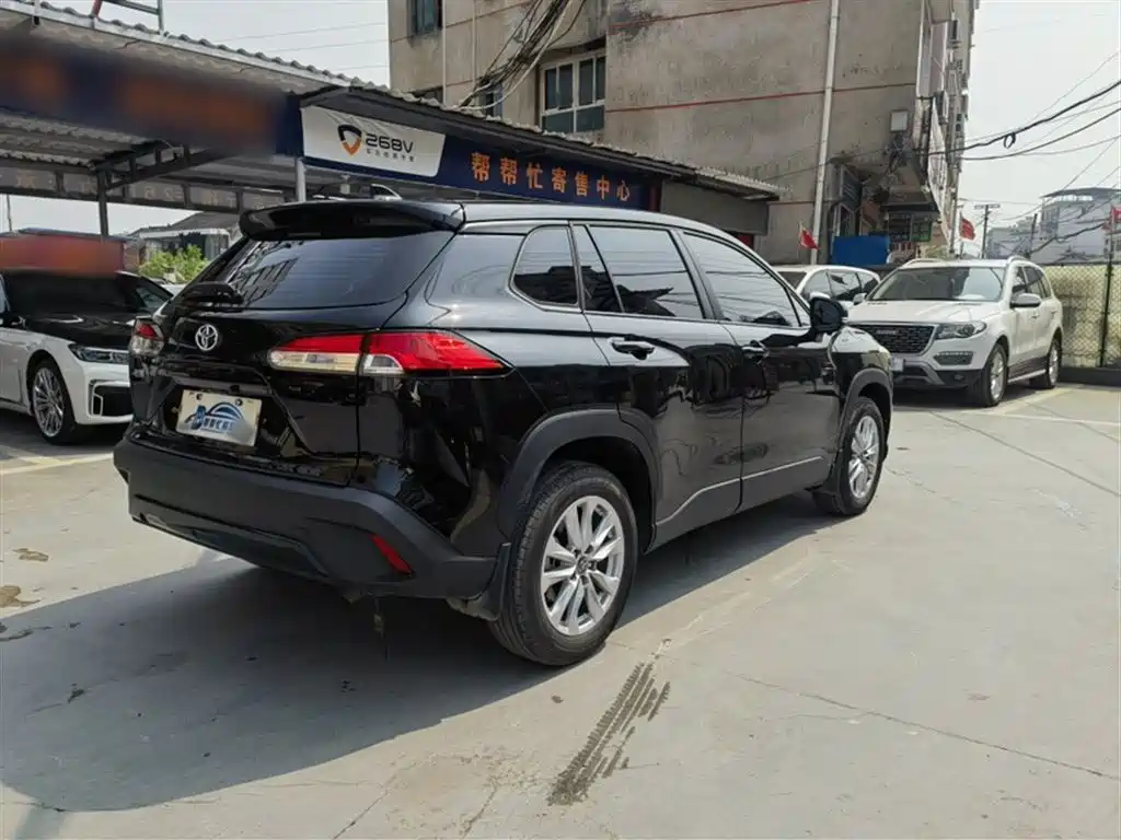 Toyota Corolla Cross 2024 Model 2.0L Pioneer Edition фото 12