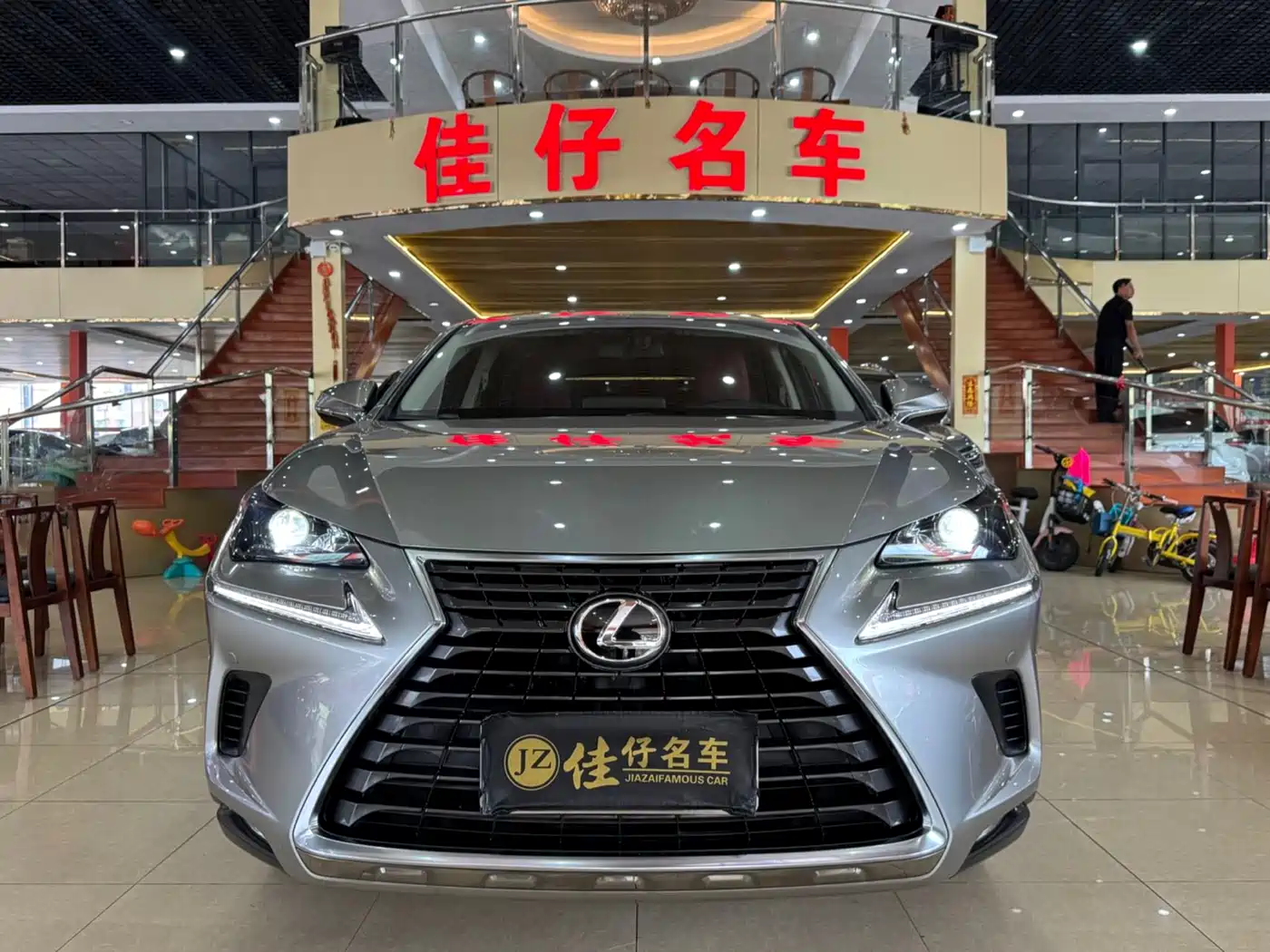 Lexus NX 2018 Model 200 FWD Fengxing Edition China V фото 2