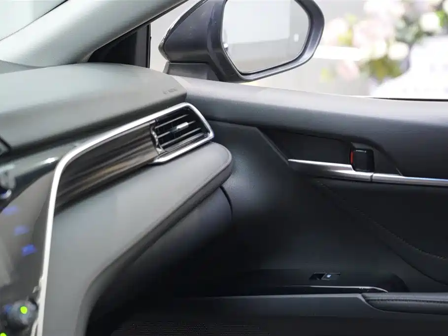 Toyota Camry 2019 2.0G Luxury Edition China VI фото 14
