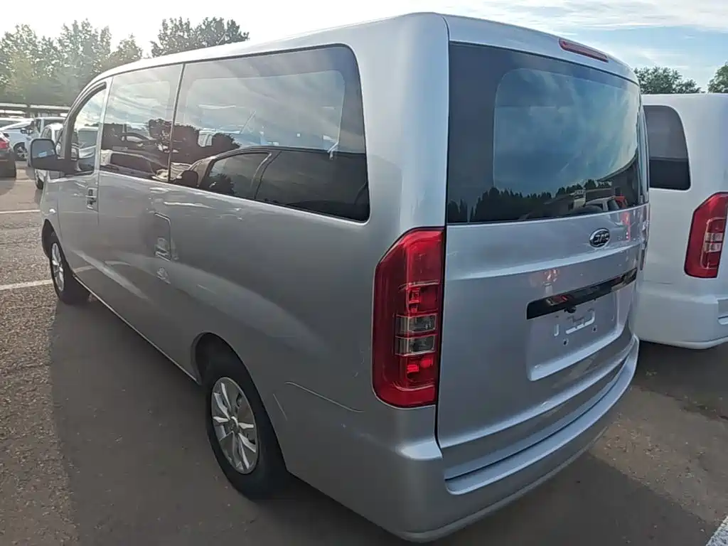 JAC Refine M3 2023 2023 PLUS 1.5T Classic 5/7-seater