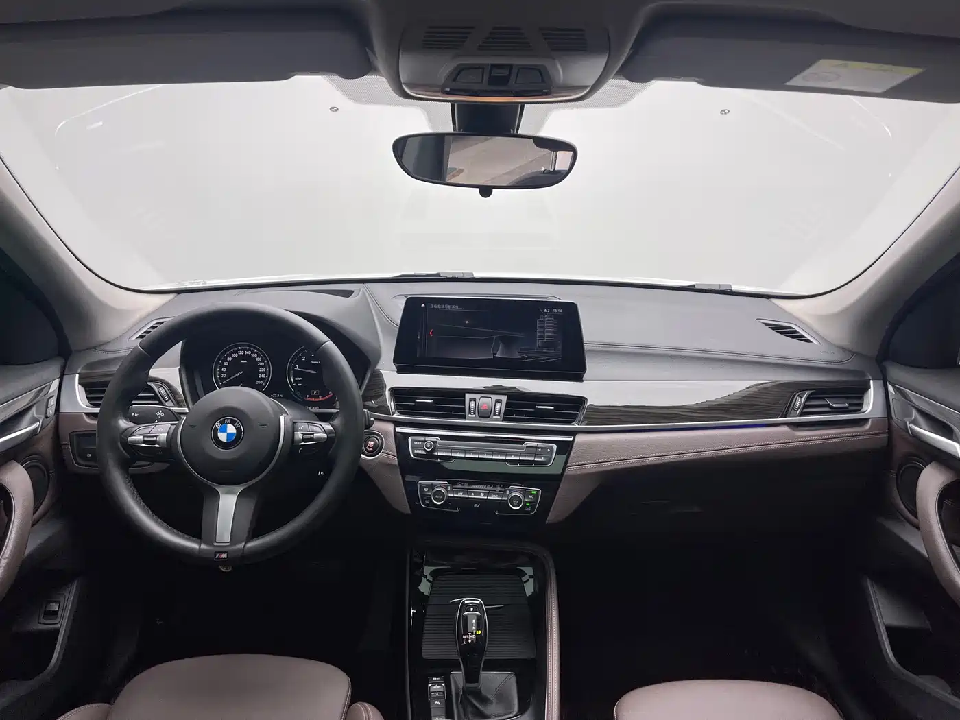 BMW X1 2020 xDrive25Li Premium Edition фото 13