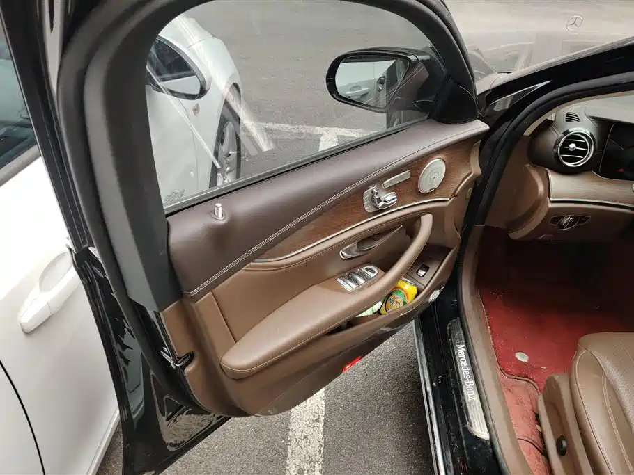 Mercedes-Benz E-Class 2023 Facelift E 300 L Luxury фото 7