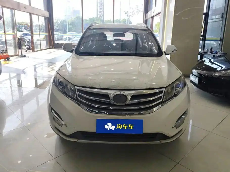 Landwind X5 2016 2016 Plus 1.5T CVT Innovation Edition