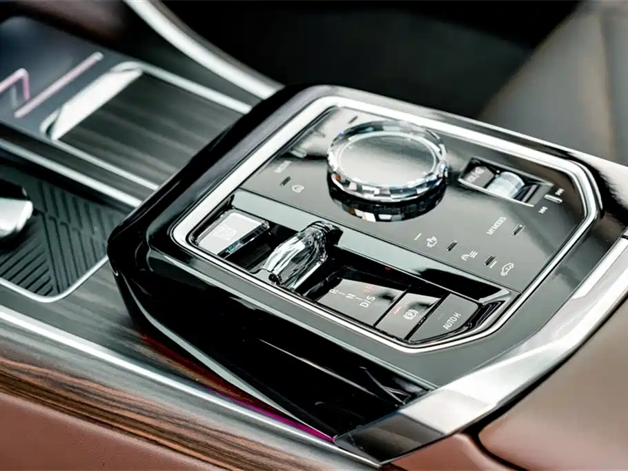 BMW 7 Series 2023 Model 740Li Leading Luxury Package фото 18