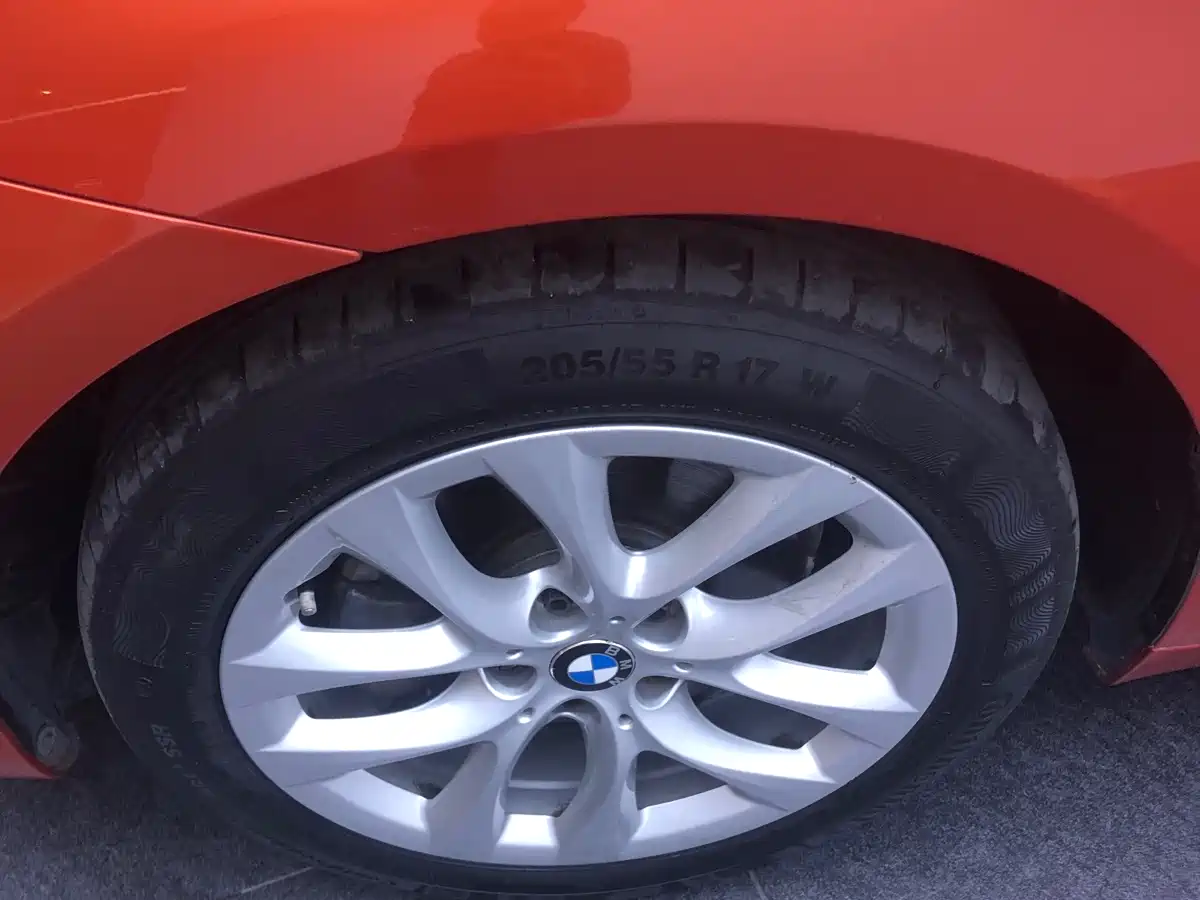 BMW 2 Series Touring 2016 220i Leading Model фото 6