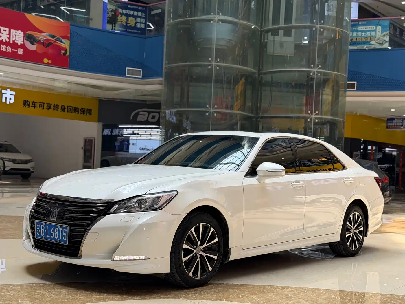 Toyota Crown 2018 2.0T Fashion Edition