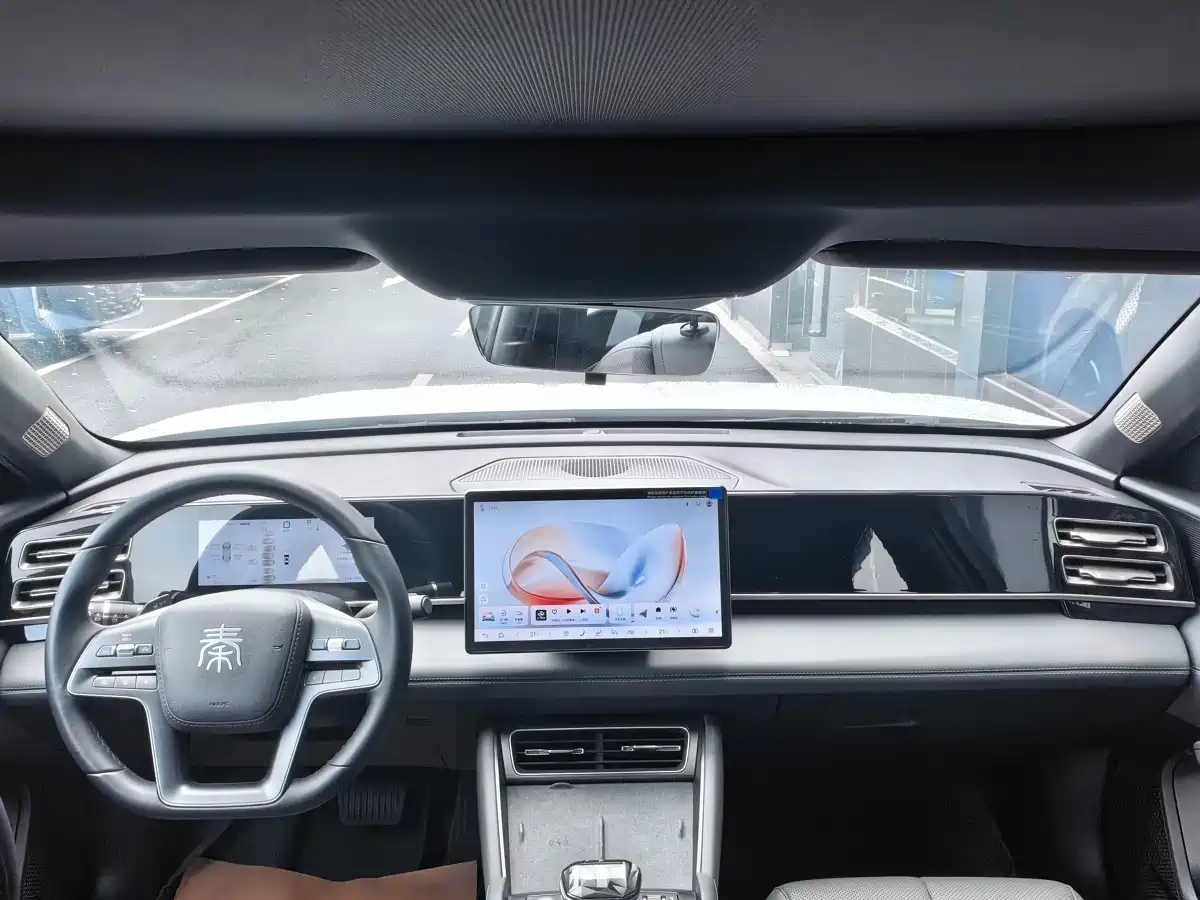 BYD Qin L 2025 DM-i Smart Drive Edition 120KM Surpassing фото 5