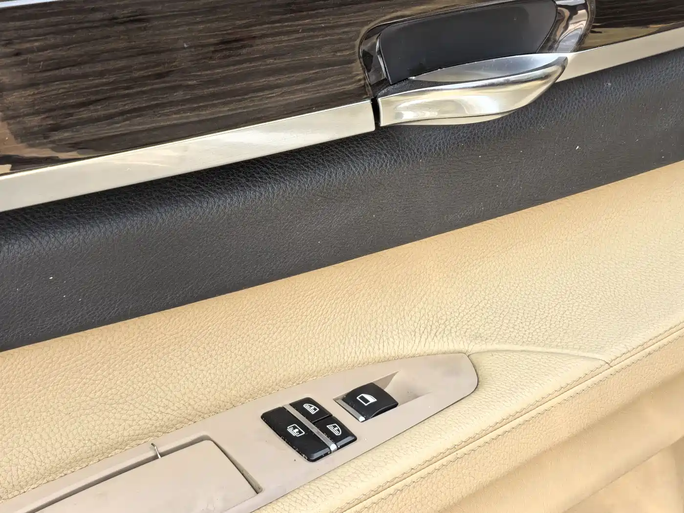 BMW 7 Series 2009 740Li Luxury фото 11