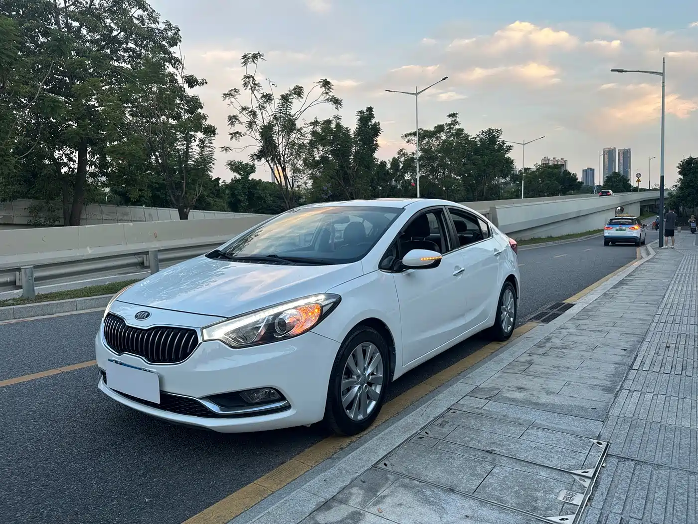 Kia K3 2013 — пригон из Китая