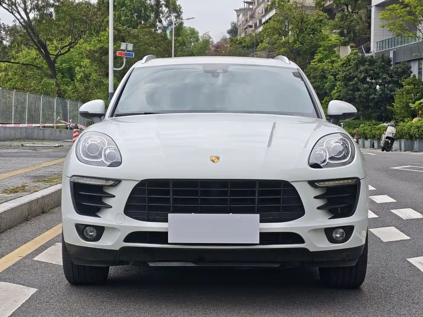 Porsche Macan 2017 Macan 2.0T фото 2